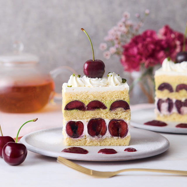 4店舗限定 メロンやアメリカンチェリーを楽しむスイーツが順次登場