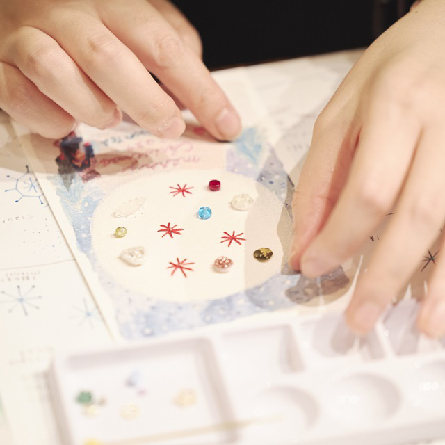 【レポート】SONODA CHIHIROさんと「紙刺繍とヴィンテージビーズでクリスマスカードを作ろう！」