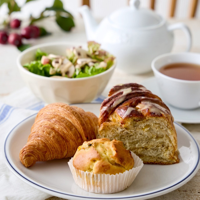 【事前Web予約制】パンと紅茶を楽しむ「ブレッドブランチセット」限定10店舗で開催